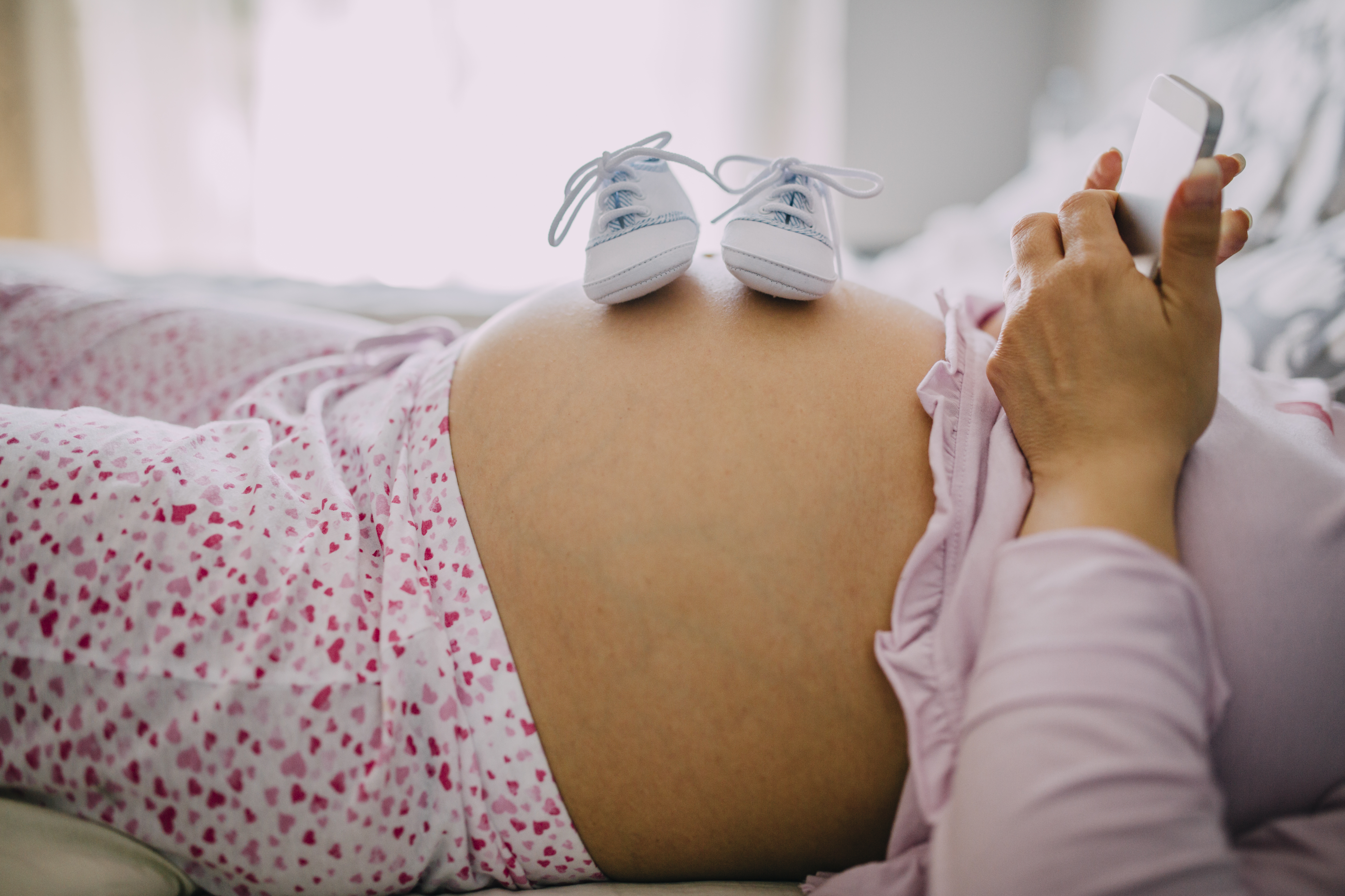 Experts recommend pregnant women stop eating specific food type