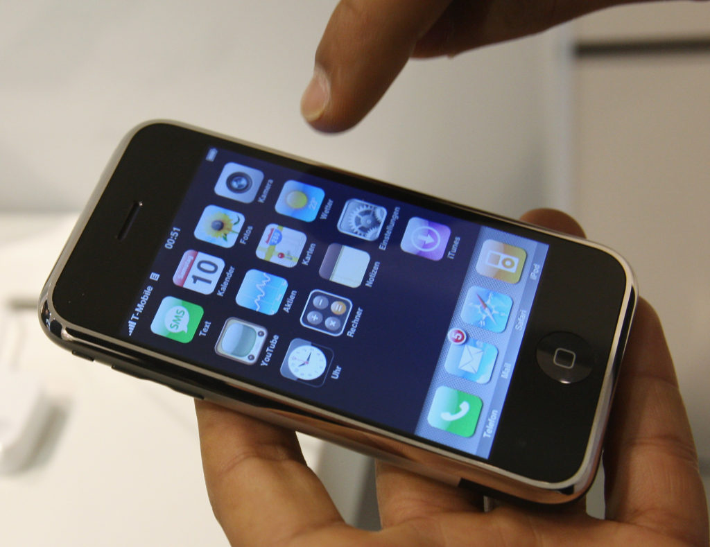 iPhone Launched By T-Mobile Germany